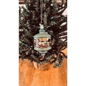 Pumpkin hollow Green Cylinder Christmas Ornament